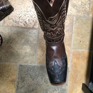Beautiful Faux Leather Cowboy Boots MENS or WOMENS